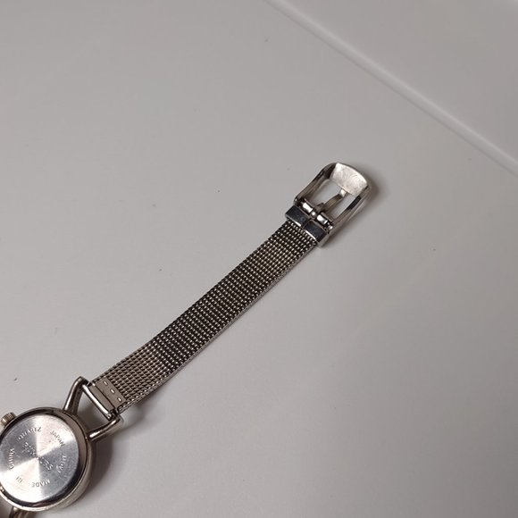 Blue And Silver Tone Metal Band Rumours Watch - Picture 9 of 10